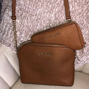 Micheal Kors Handbag with wallet